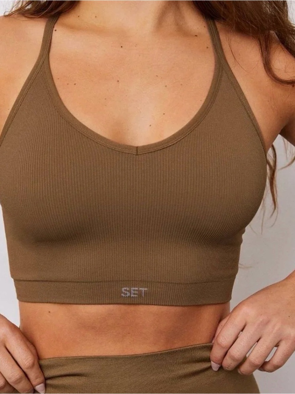 Set Active Ribbed V Top - Picture 4 of 4